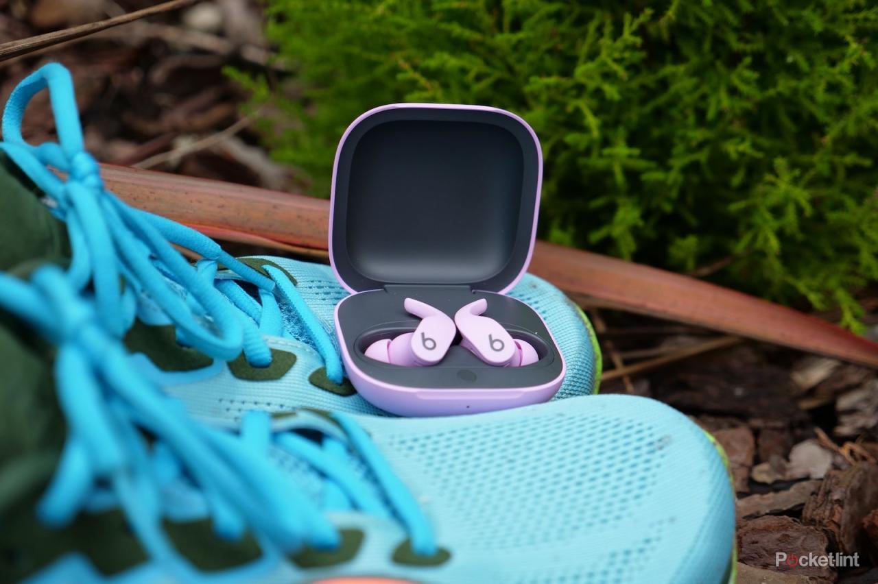 Best Wireless Earbuds 2023 - All About The Tech world! Most Reliable Brands For Wireless Earbuds In 2023