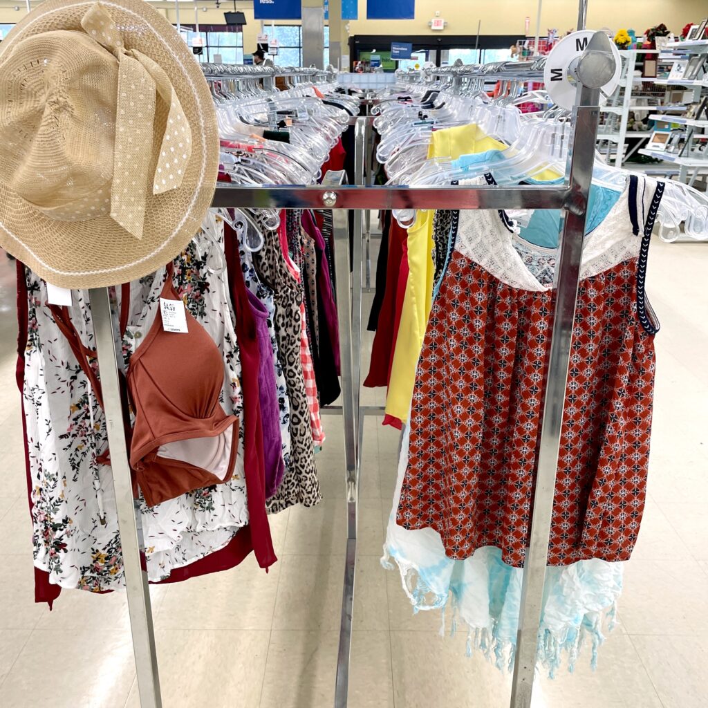 Tips For Shopping Secondhand Clothing Online Safely