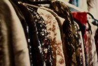 What Are The Benefits Of Wearing Vintage Clothing